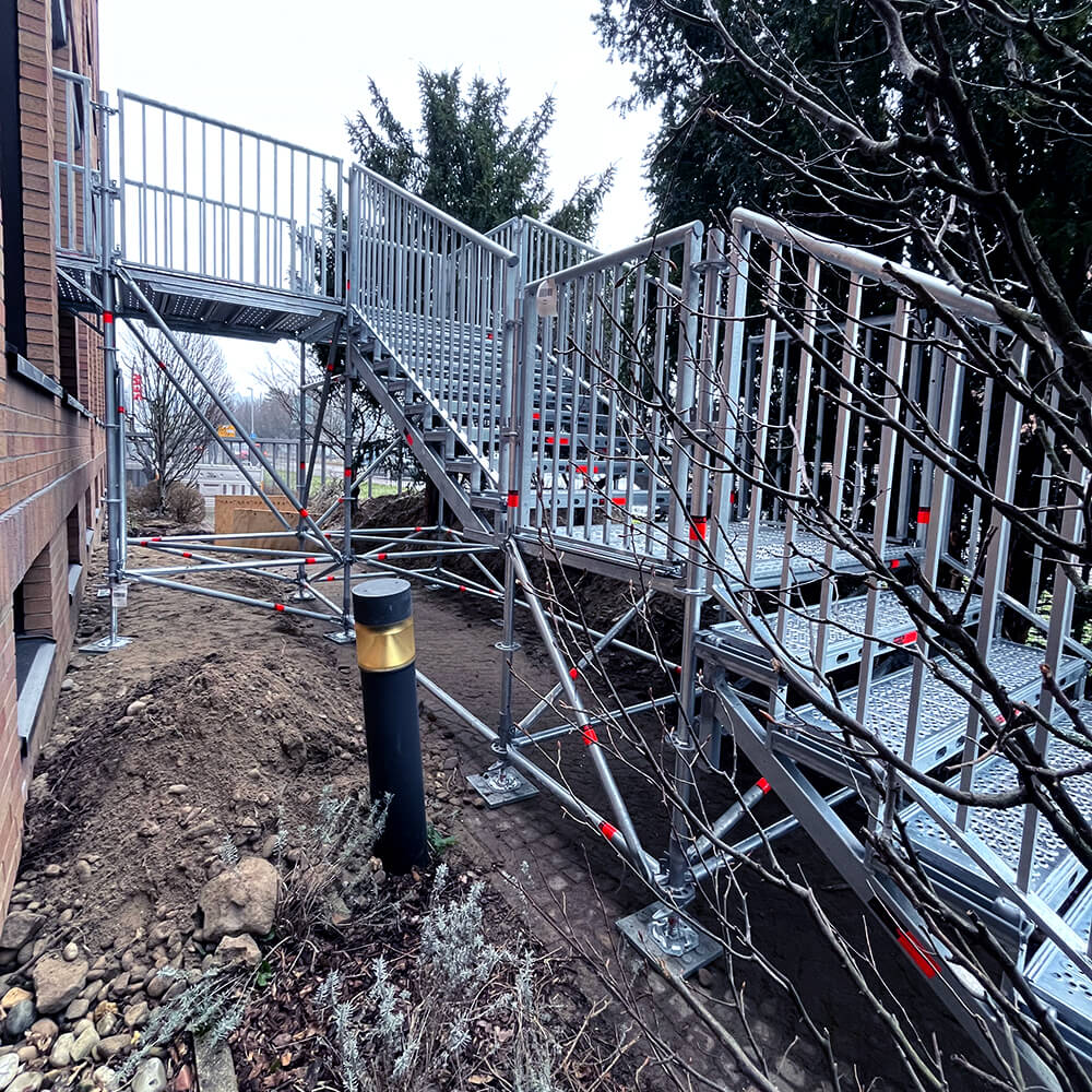 Herdzin Leistungen Fluchttreppen